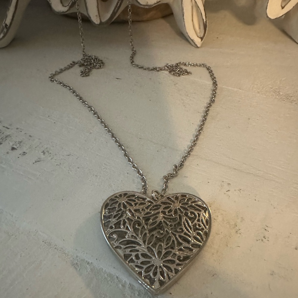 Kim Rogers Hearts Necklace New